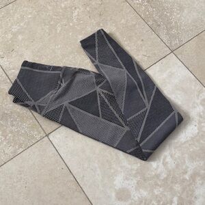 Beyond Yoga Geometric Print 7/8 leggings